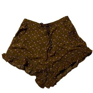 NWT Olivaceous Floral ruffle bloomer shorts elastic waste women’s size small